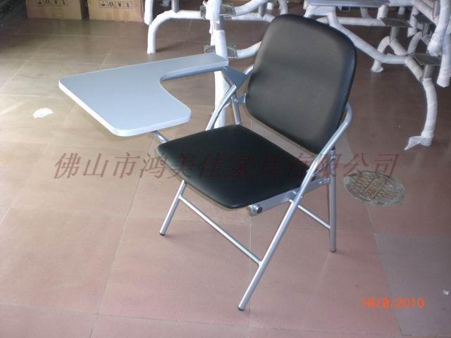 軟包折疊椅，會(huì)議軟包折疊椅，廣東鴻美佳廠家生產(chǎn)批發(fā)會(huì)議軟包折疊椅