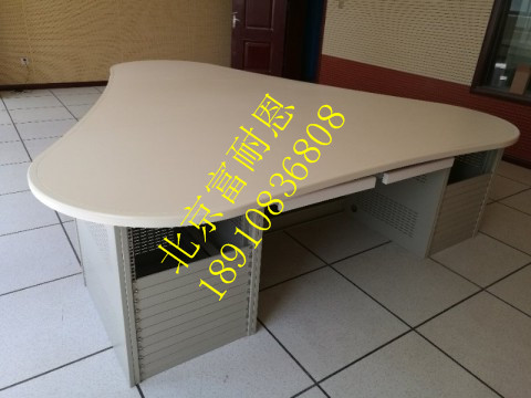 播音桌電視臺演播室直播桌訪談桌演播桌非標(biāo)定制