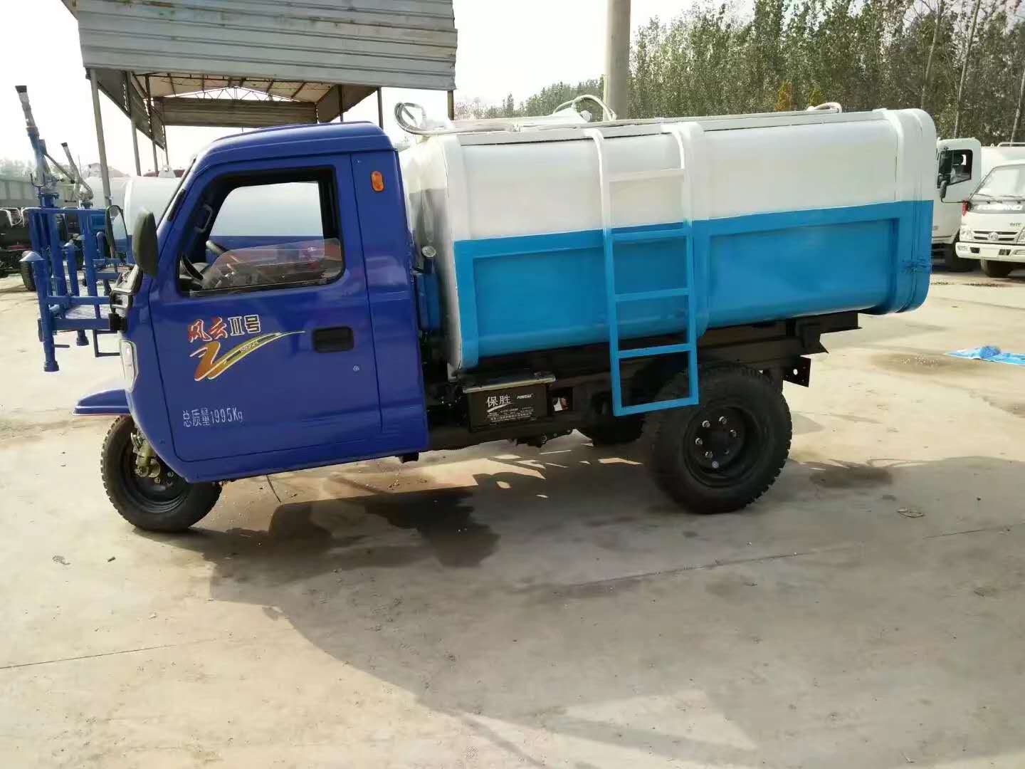垃圾車(chē)圖片/垃圾車(chē)樣板圖 (1)