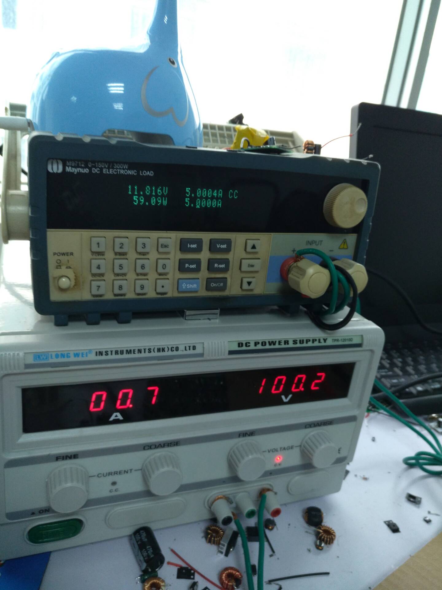 5V USB 輸入雙節(jié)鋰電池串聯(lián)圖片