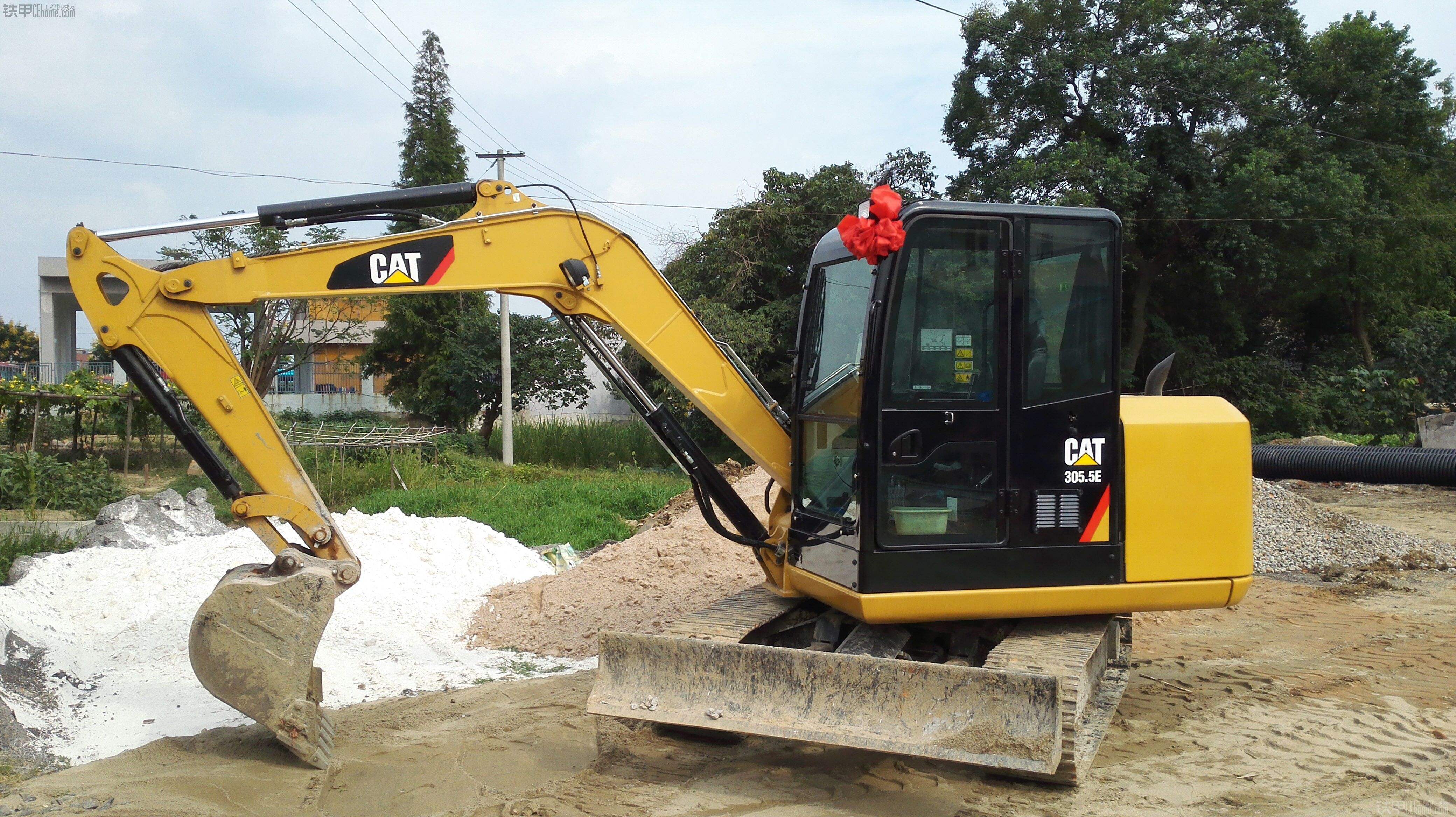 卡特320D挖機(jī)圖片/卡特320D挖機(jī)樣板圖 (2)