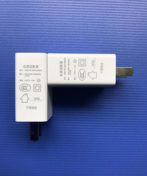 中規(guī)白色USB供應(yīng)商圖片/中規(guī)白色USB供應(yīng)商樣板圖 (4)