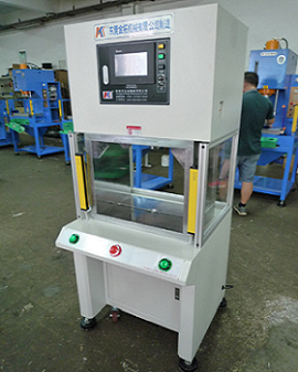 四柱精準(zhǔn)伺服壓力機(jī) 四柱精準(zhǔn)伺服壓力機(jī)-金拓牌 KSD四柱精準(zhǔn)伺服壓力機(jī)-金拓牌