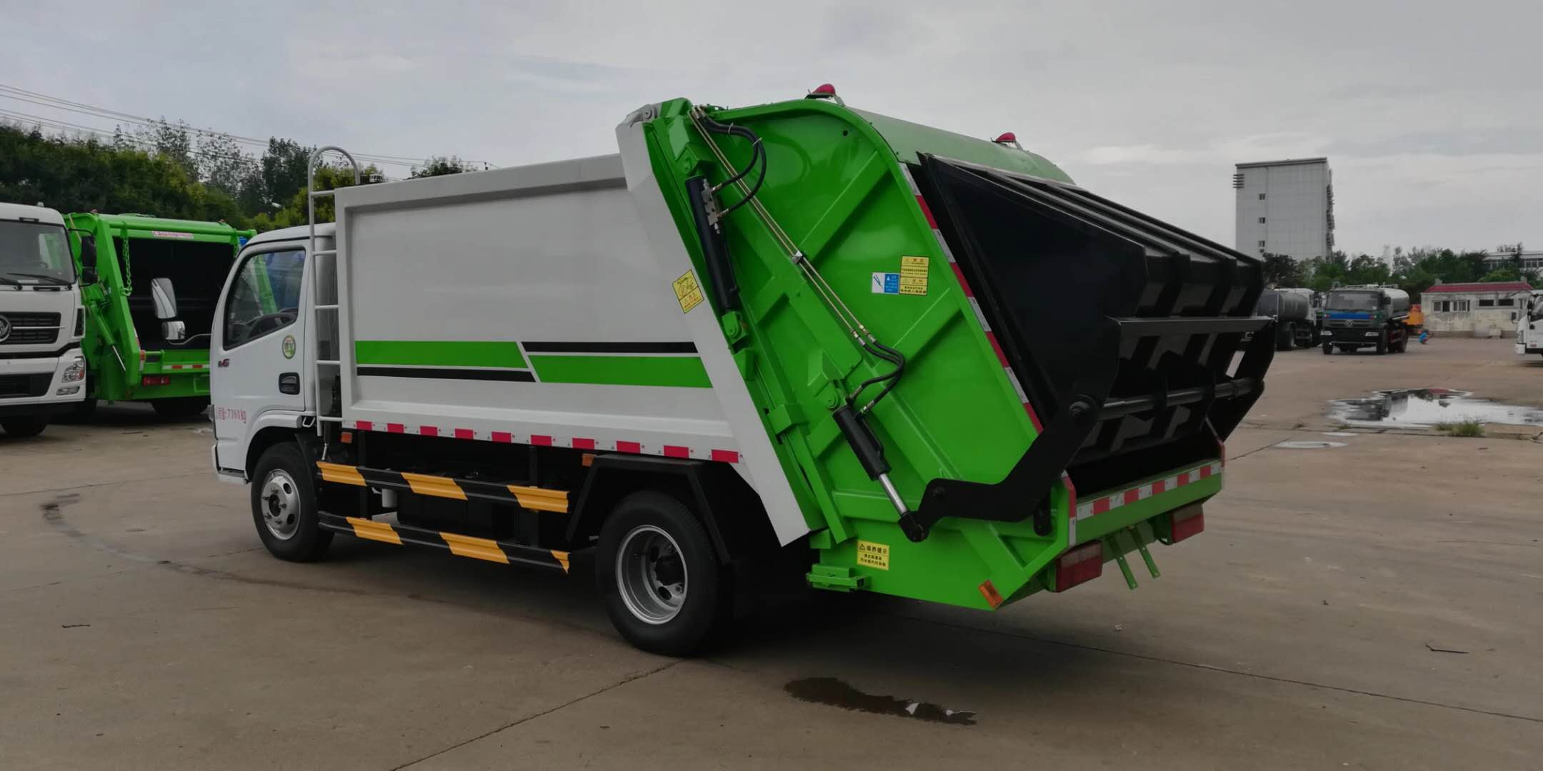 后裝壓縮垃圾車圖片/后裝壓縮垃圾車樣板圖 (4)