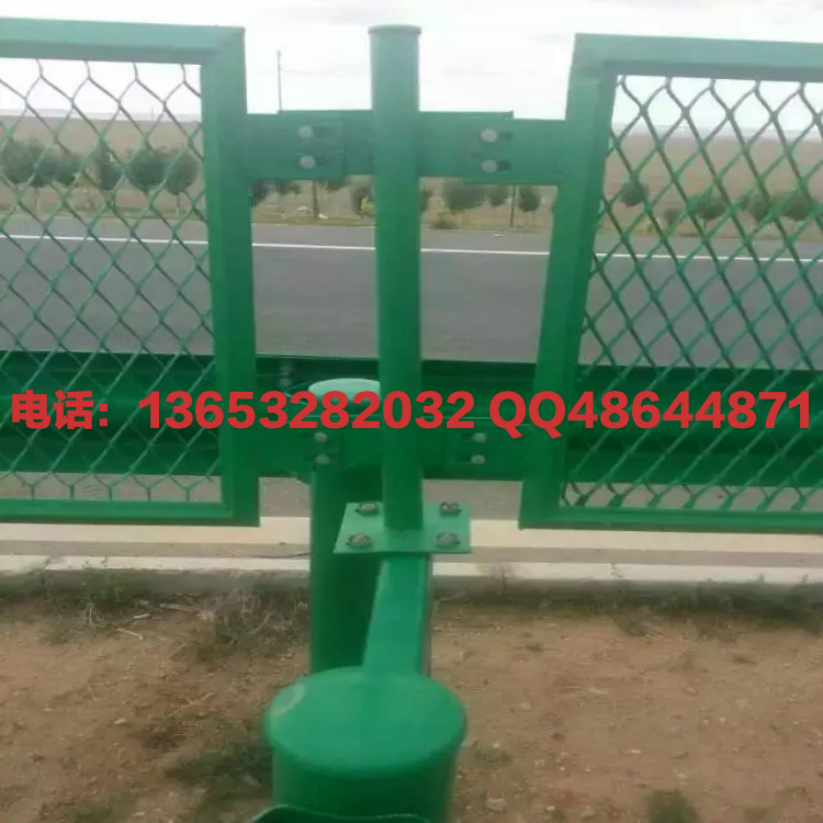 公路護(hù)欄網(wǎng)圖片/公路護(hù)欄網(wǎng)樣板圖 (2)