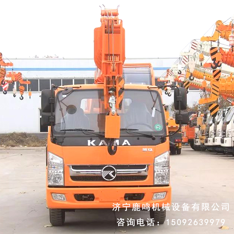 凱馬汽車吊-小型液壓凱馬吊車-濟寧凱馬吊車生產(chǎn)廠家-濟寧凱馬吊車價格