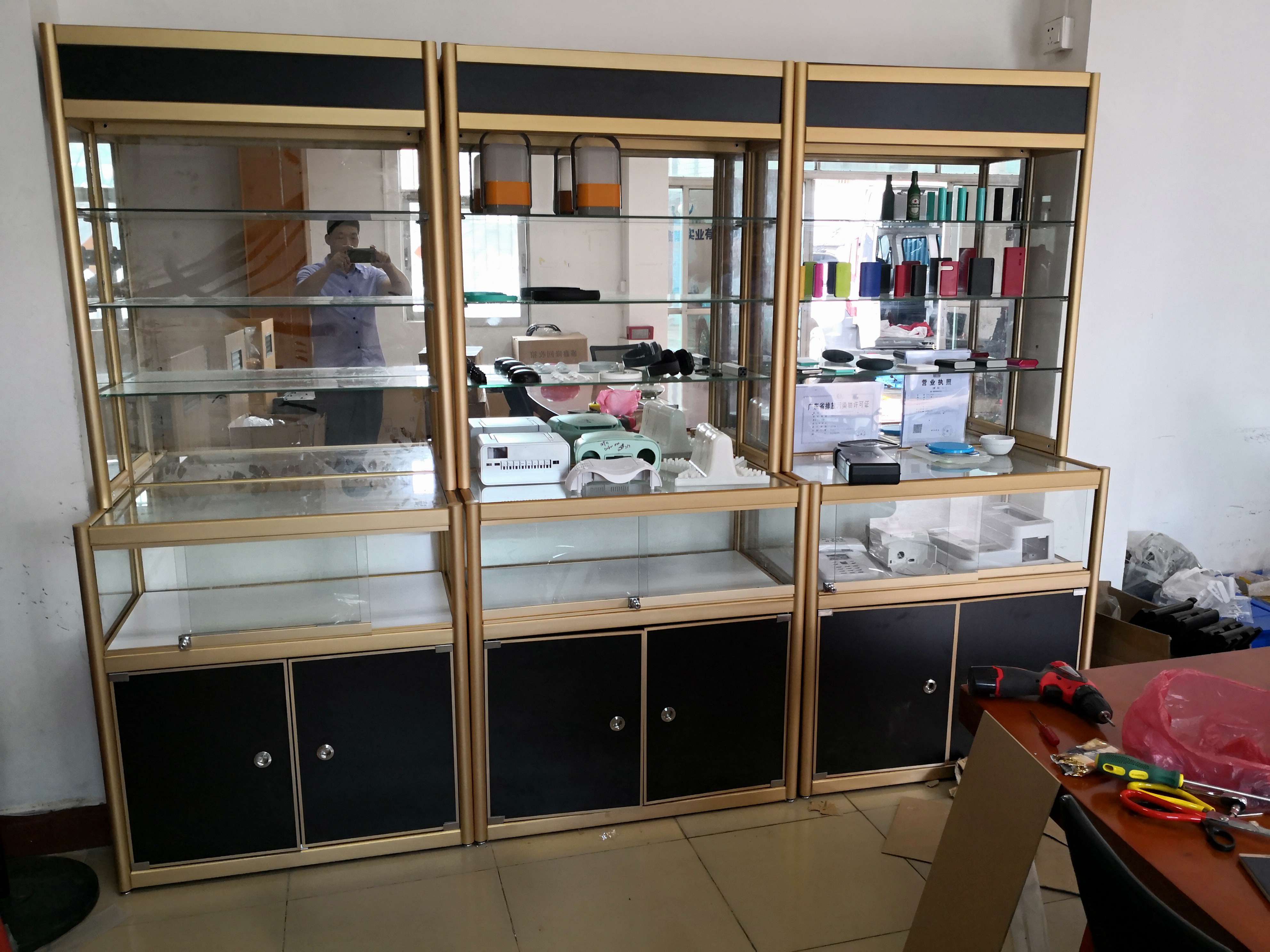 鈦合金精品貨架圖片/鈦合金精品貨架樣板圖 (2)