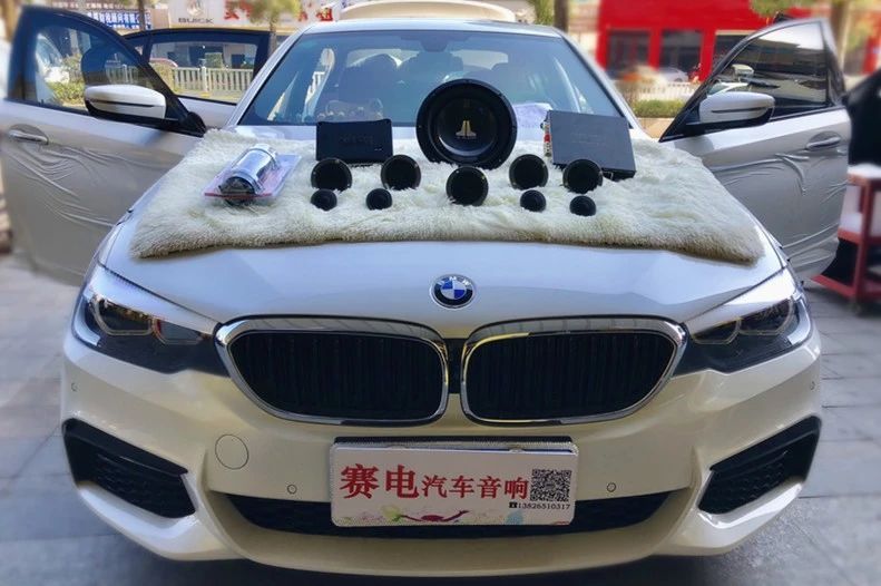 汽車改裝服務(wù)電話廠家 汽車影音改裝 寶馬原車哈曼卡頓音響好不好