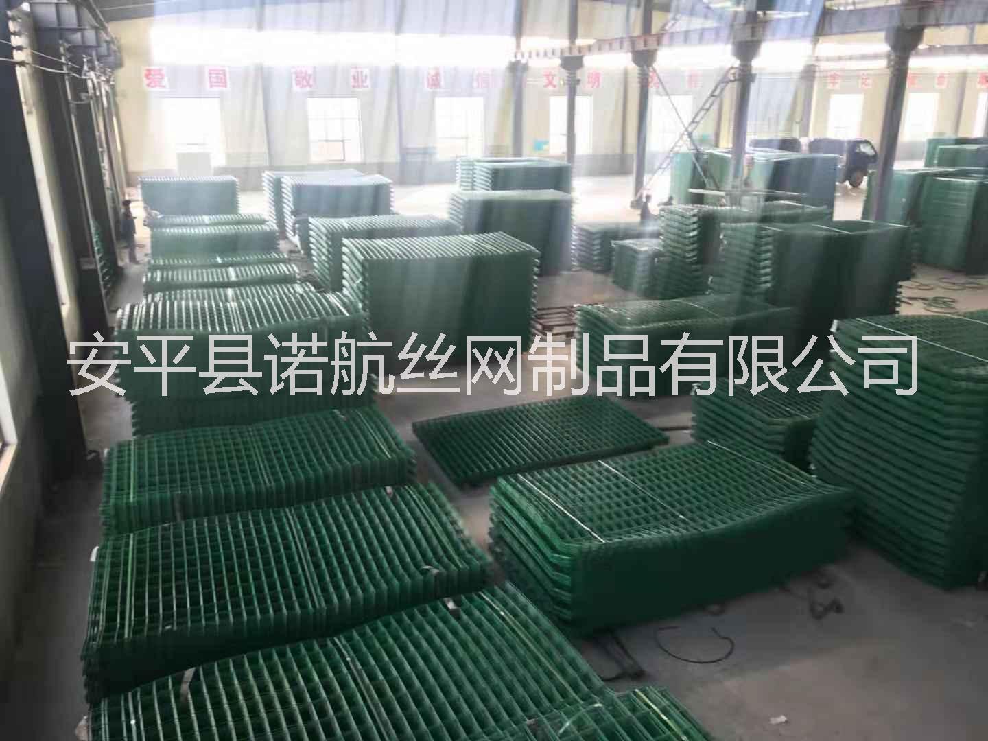 框架護欄網(wǎng)圖片/框架護欄網(wǎng)樣板圖 (2)