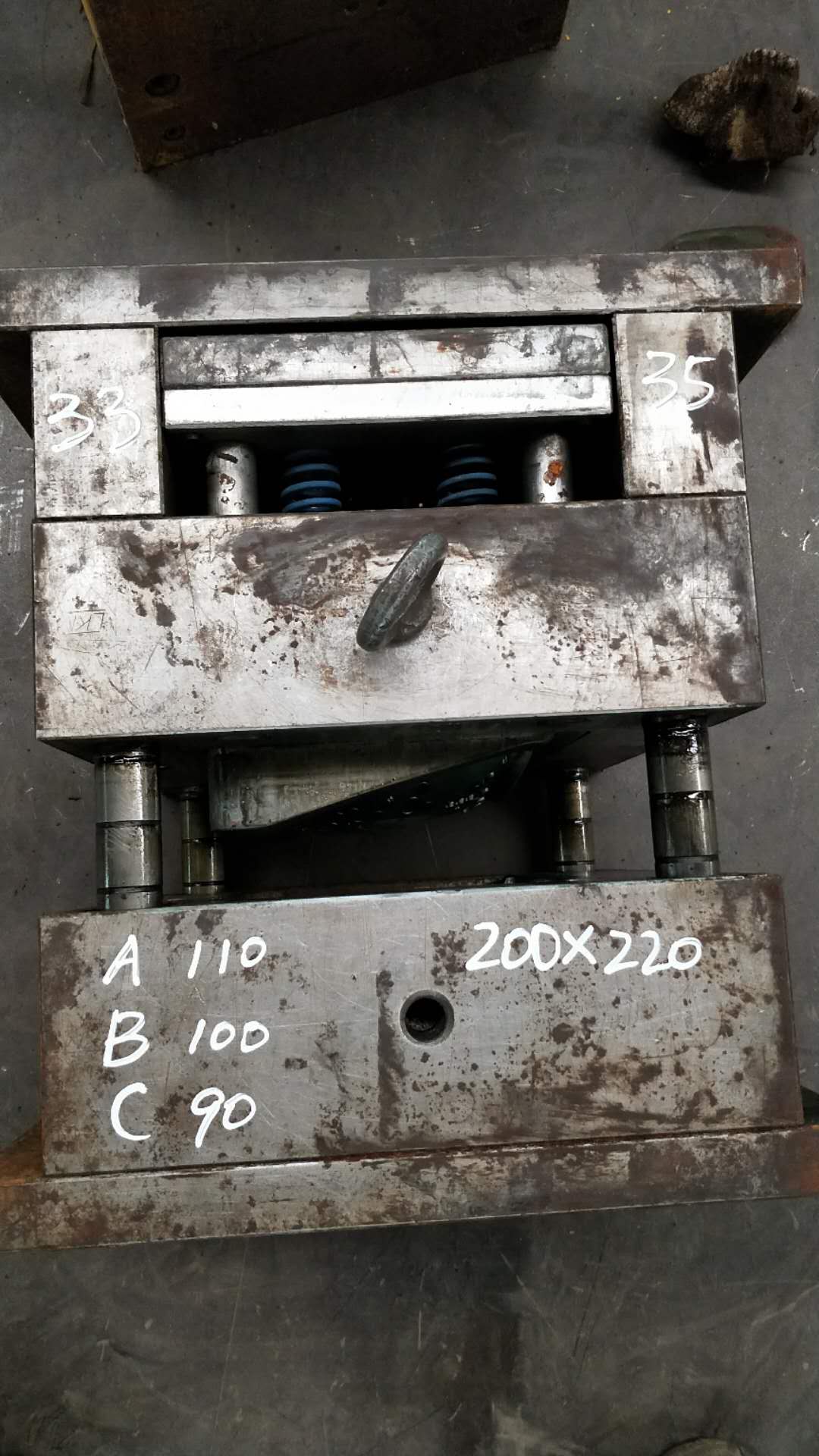 二手塑膠模具圖片/二手塑膠模具樣板圖 (3)