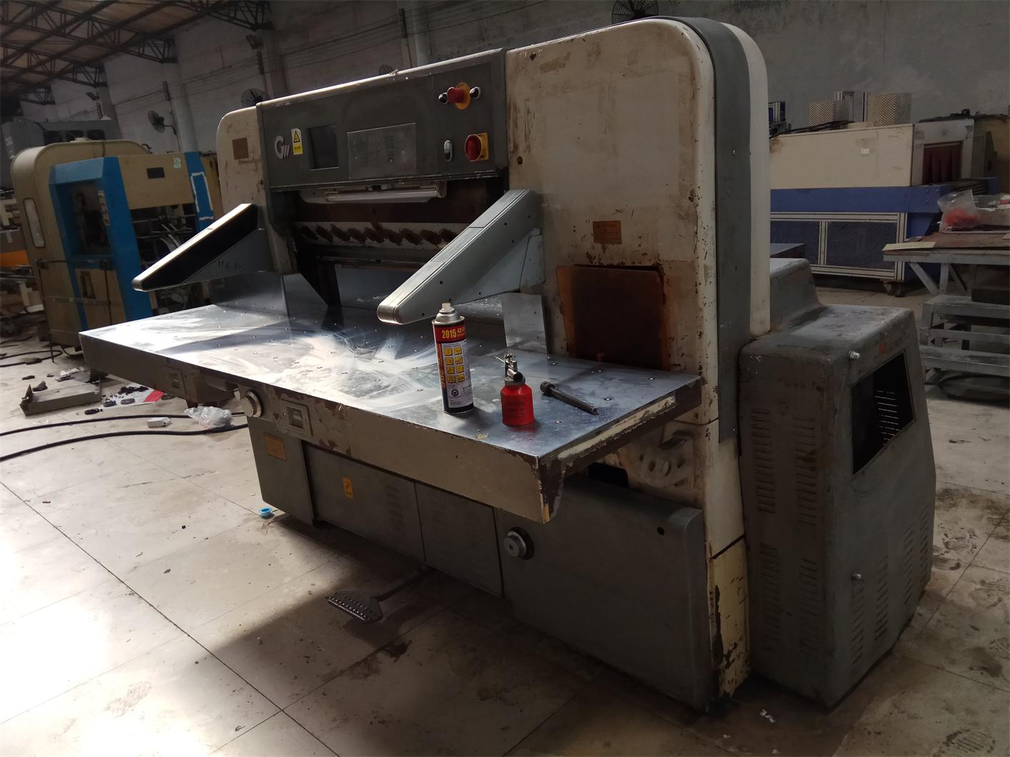 程控切紙機(jī)圖片/程控切紙機(jī)樣板圖 (1)