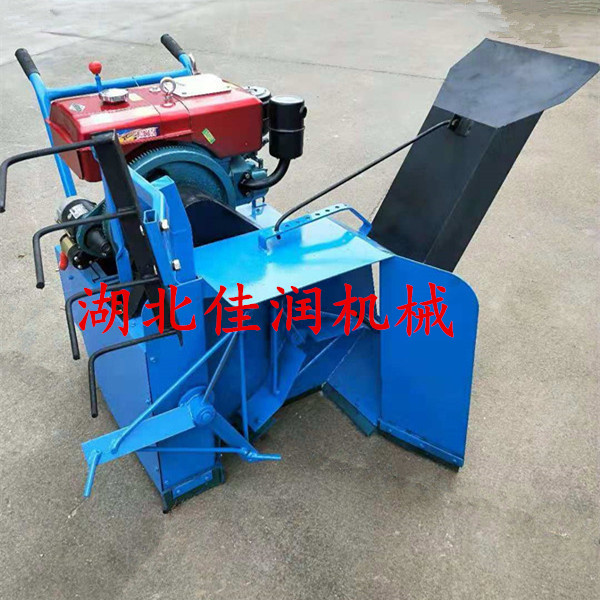 佳潤機(jī)械自走拌料機(jī)食用菌拌料機(jī)木屑棉籽殼攪拌機(jī)8匹機(jī) 食用菌自走式拌料機(jī)