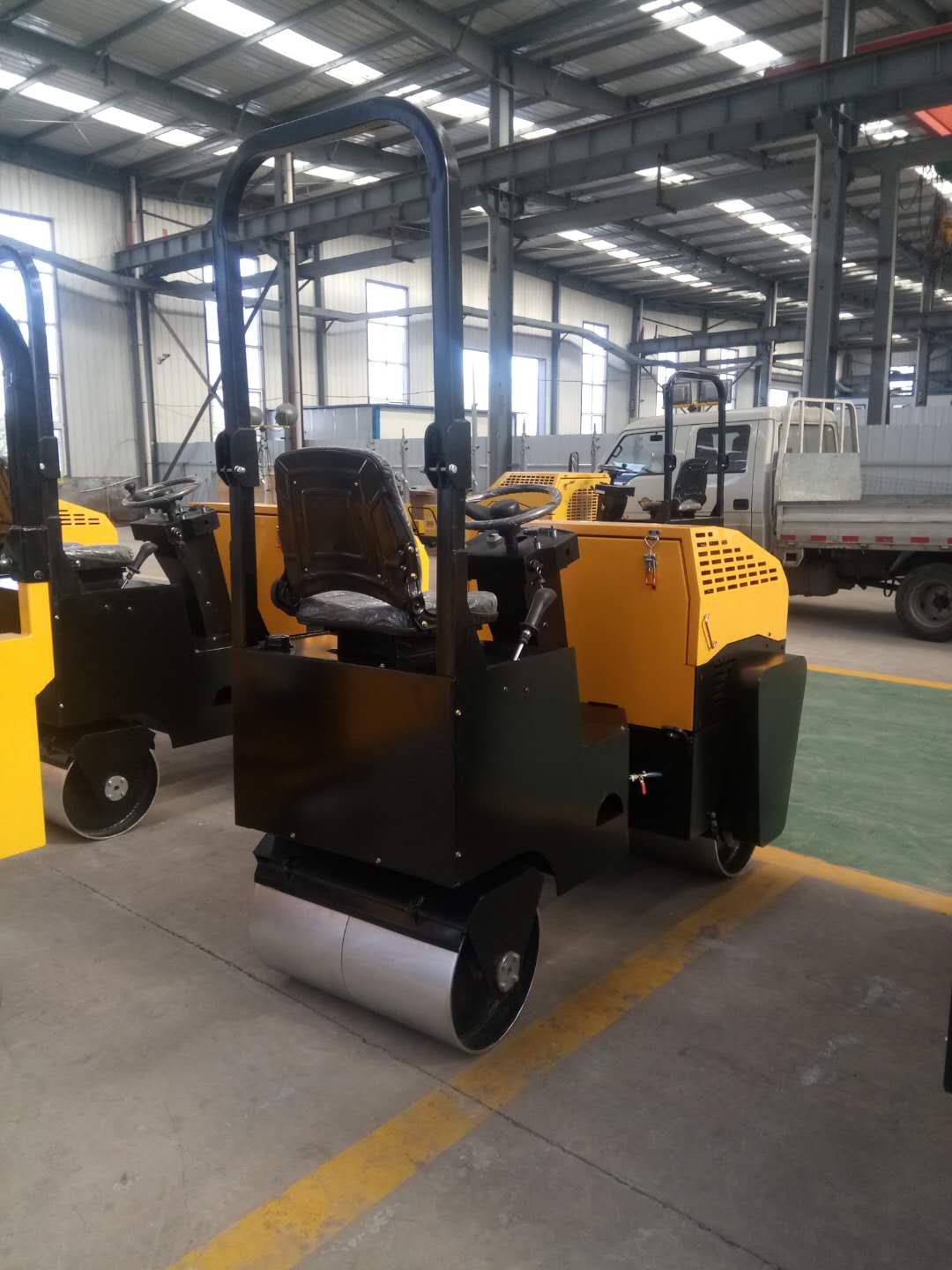 小型壓路機 1.2噸全液壓振動