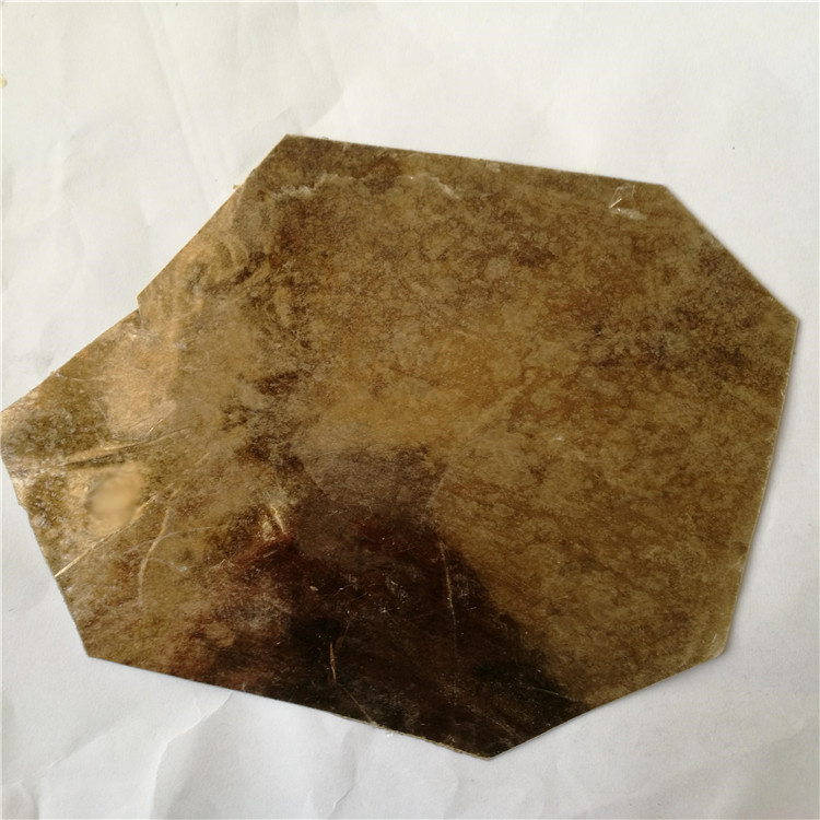 出售優(yōu)質(zhì)天然云母片 絕緣耐高溫材料 規(guī)格尺寸可加工定制