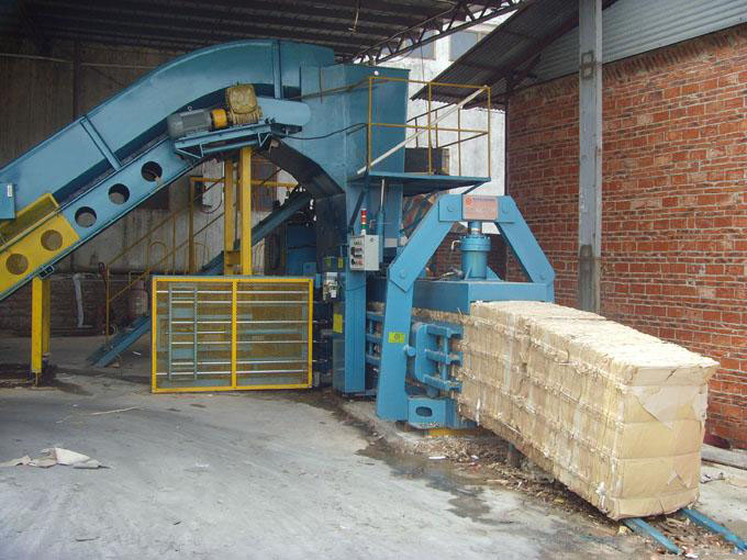 300型廢紙打包機(jī)