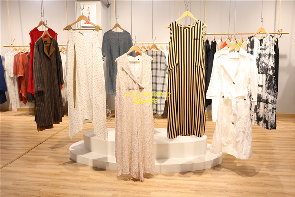 深圳女裝品牌2018春夏圖片/深圳女裝品牌2018春夏樣板圖 (4)