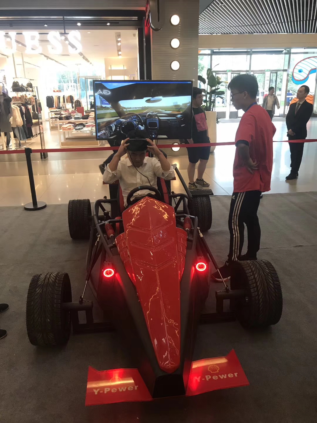 VR F1模擬賽車(chē)圖片/VR F1模擬賽車(chē)樣板圖 (2)