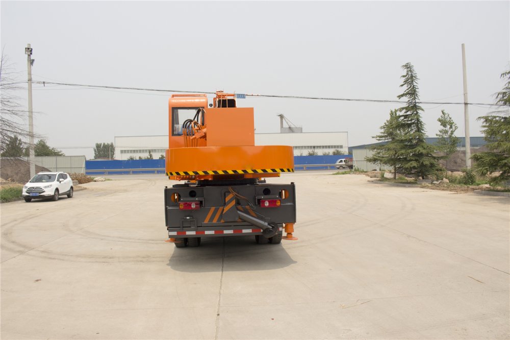 8噸汽車吊圖片/8噸汽車吊樣板圖 (2)