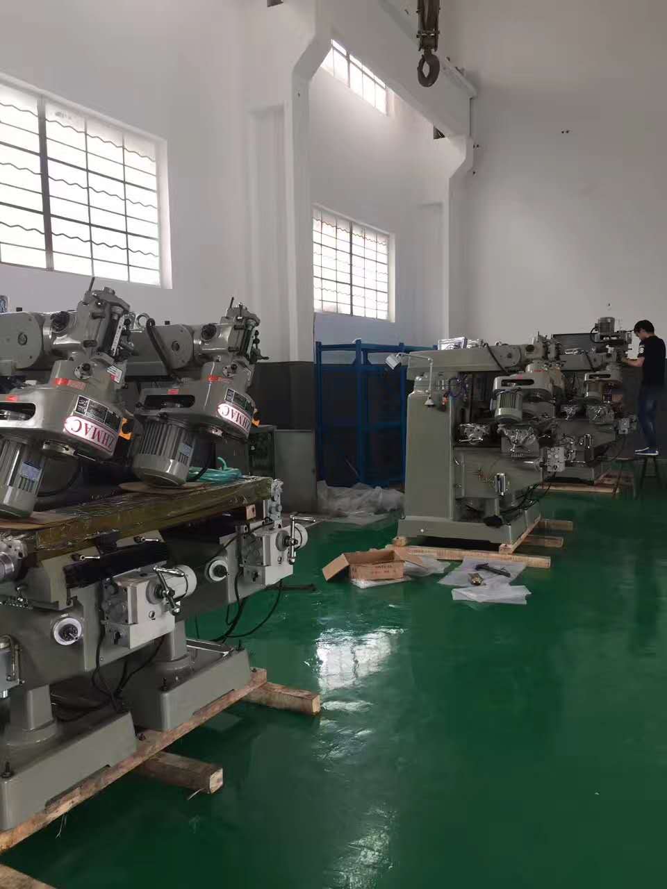 南通縱橫 XK6132臥式數(shù)控銑床價(jià)格是多少
