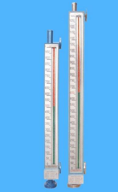 双色液晶磁翻板液位计/传感器主要适用于钢铁、石油、电力、化工、食品、医药、消防、船舶、化学纤维行业，用以测量有压或开口容