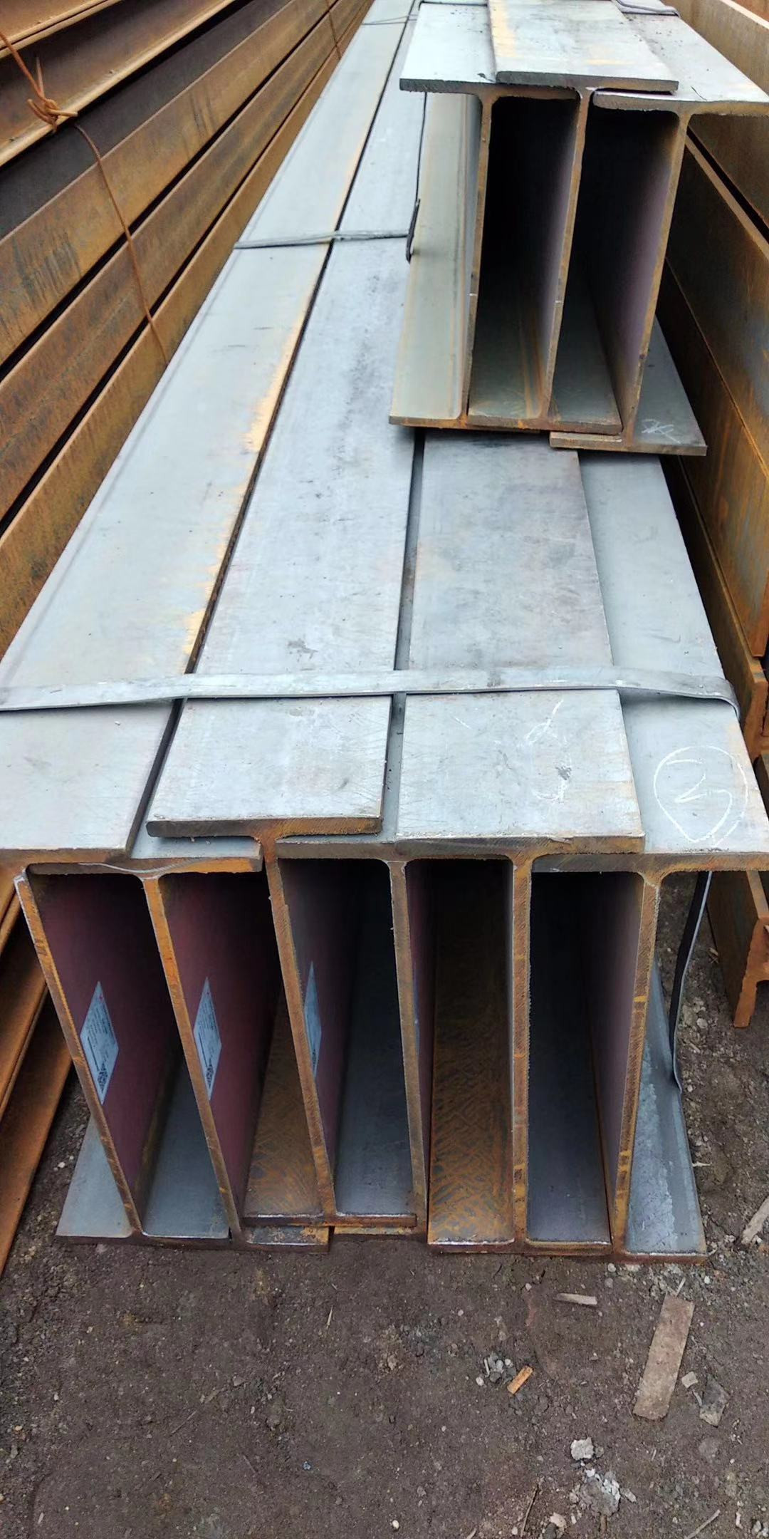 萊鋼H型鋼 工字鋼 日鋼H型鋼 工字鋼現(xiàn)貨銷售 規(guī)格齊全下差小