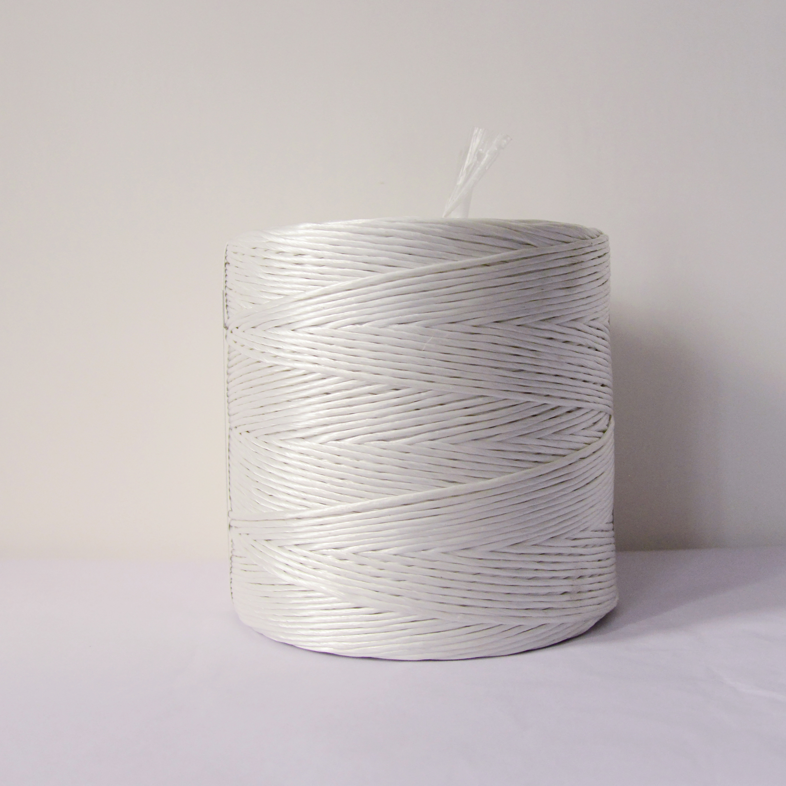 廠家直銷航天藍(lán)速大方捆撿拾堆垛機(jī)蘆葦繩燕麥繩苜蓿捆草繩泉翔繩業(yè)