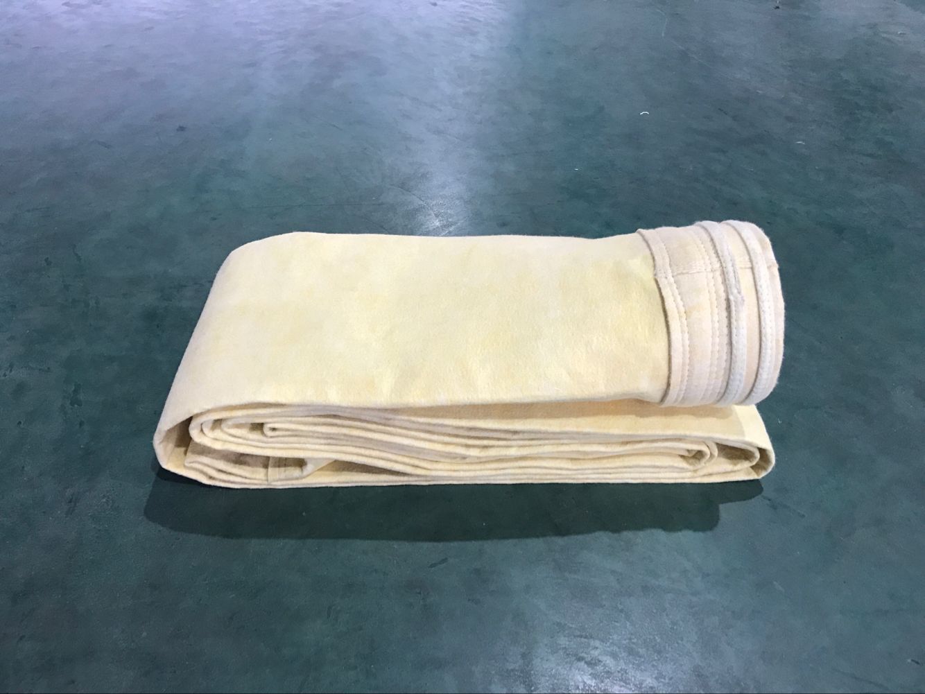 江蘇專業(yè)針刺氈布袋廠家  供應(yīng)商