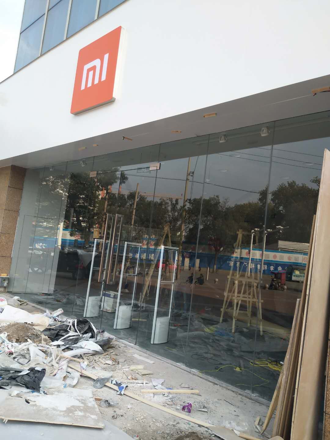 內(nèi)蒙服裝店防盜器上門安裝及售后