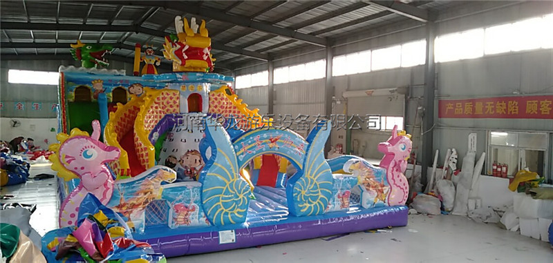 大圣歸來充氣大滑梯充氣蹦蹦床圖片