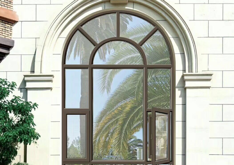 優(yōu)質(zhì)封陽臺采購