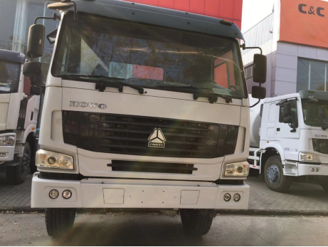 重汽豪沃  8.2米自卸圖片