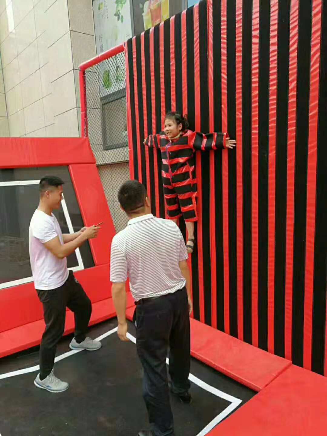 蹦床黏黏樂圖片/蹦床黏黏樂樣板圖 (2)