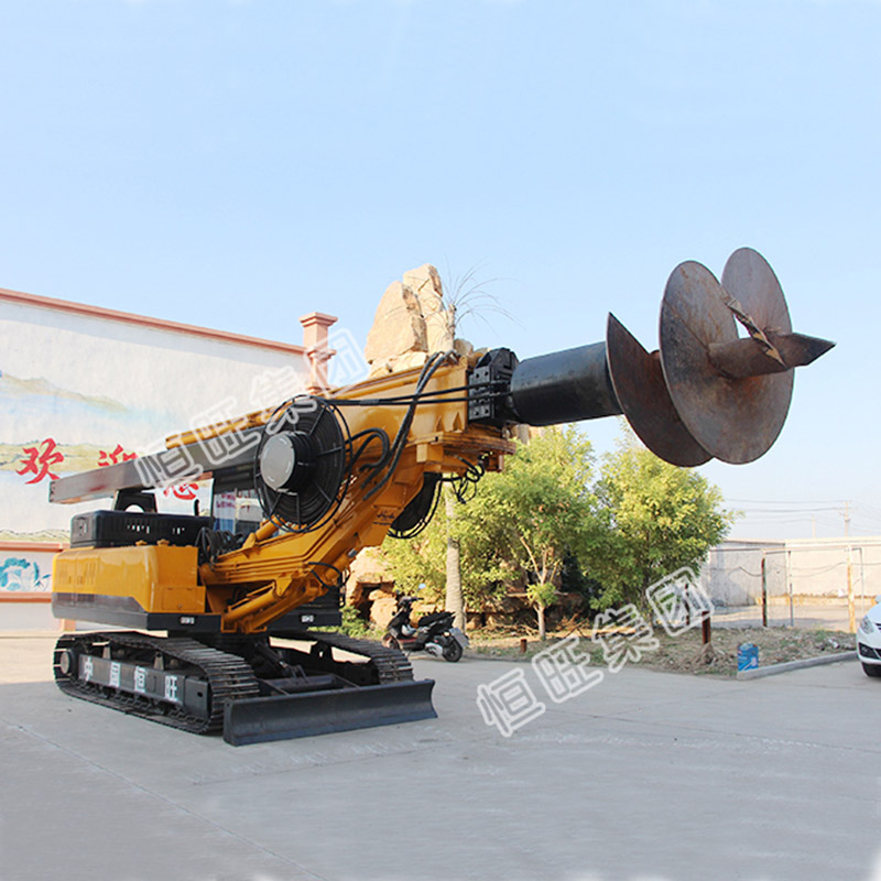20米履帶旋挖鉆機(jī)圖片