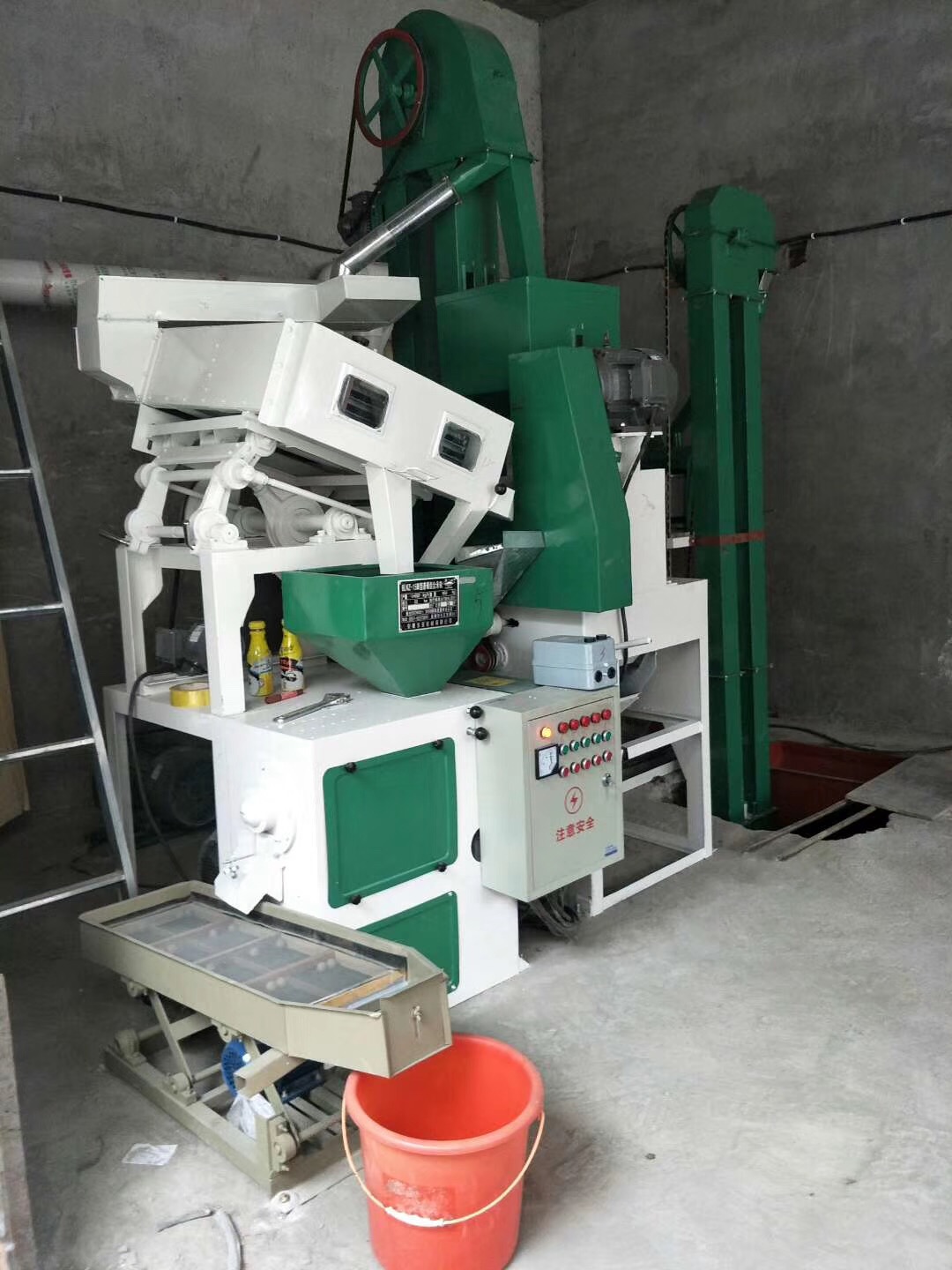 碾米機(jī)圖片/碾米機(jī)樣板圖 (4)