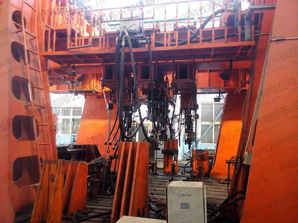 自平衡結(jié)構(gòu)豎向加載反力 恒樂儀器圖片