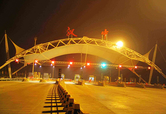 膜結(jié)構(gòu)景觀工程圖片