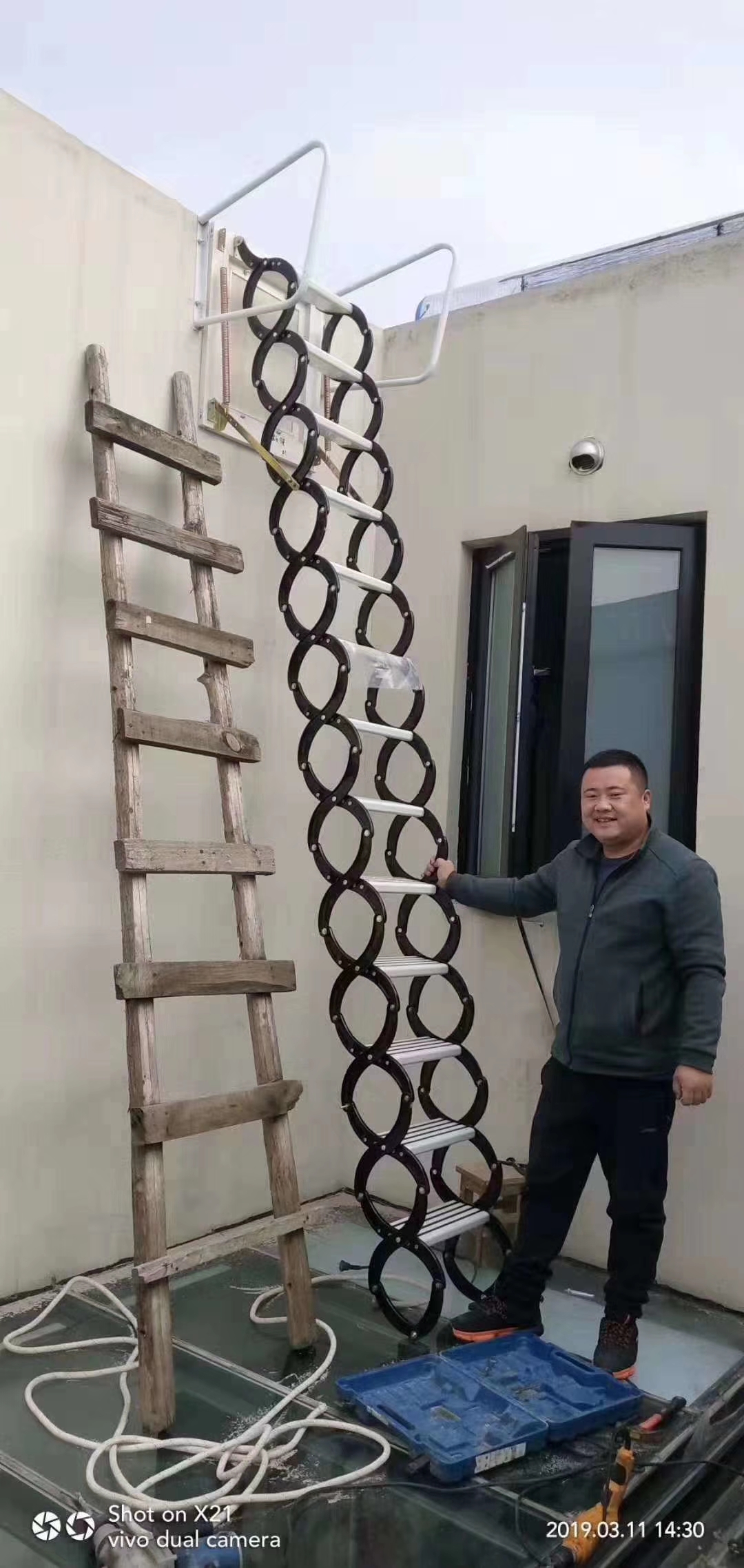 伸縮樓梯，霸州伸縮樓梯廠家定制，廠家直銷