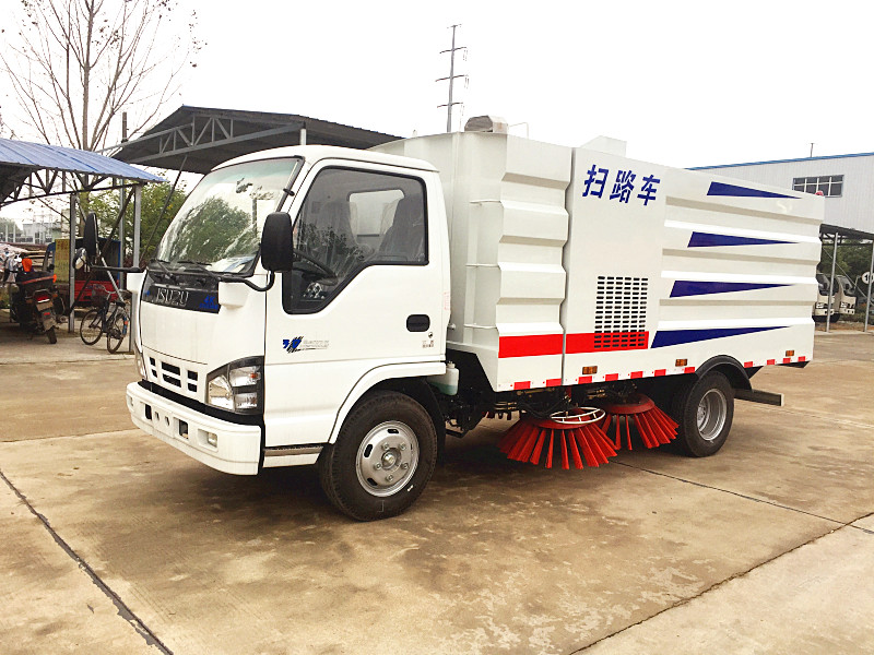 江西五十鈴掃路車(chē)報(bào)價(jià)圖片