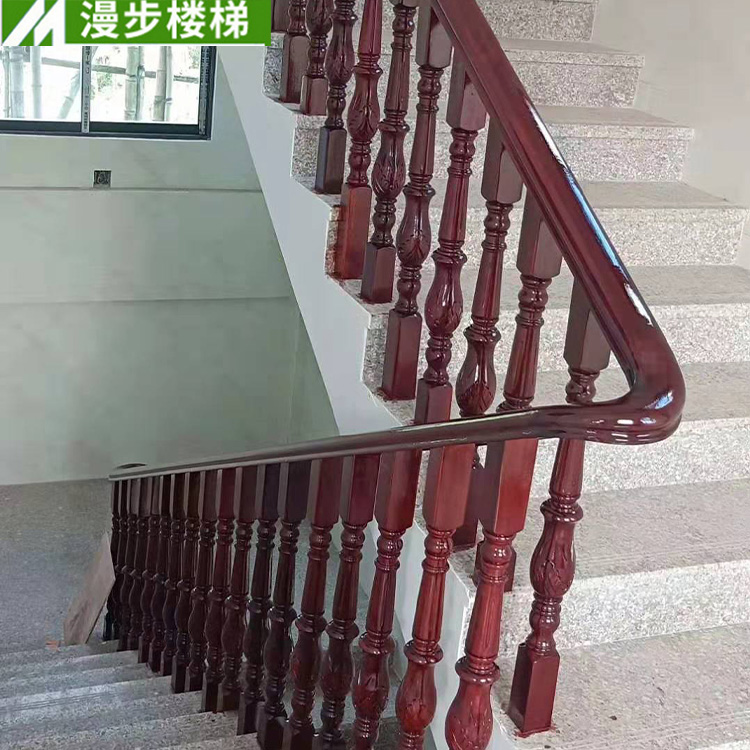 漫步實(shí)木樓梯圖片/漫步實(shí)木樓梯樣板圖 (2)