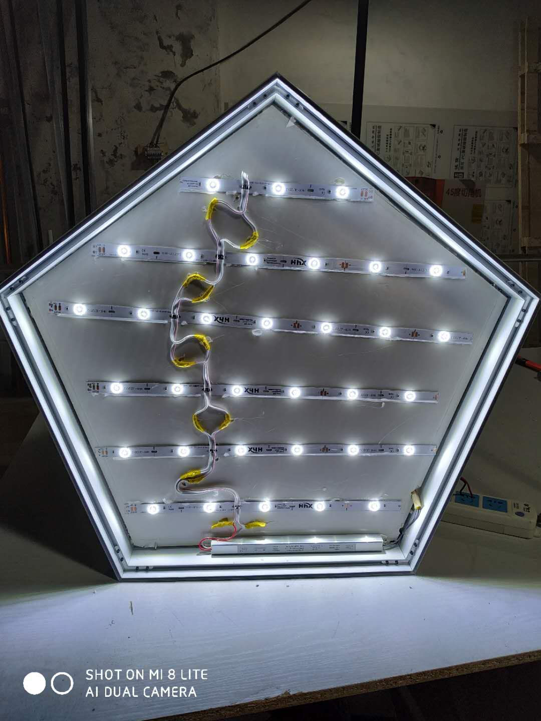 軟膜卡布燈箱 異形卡布燈箱圖片