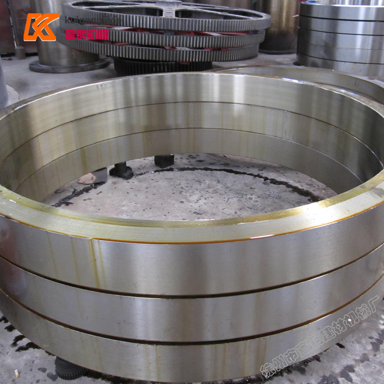 供應(yīng)2.0米酒糟烘干機(jī)配件鑄鋼滾圈