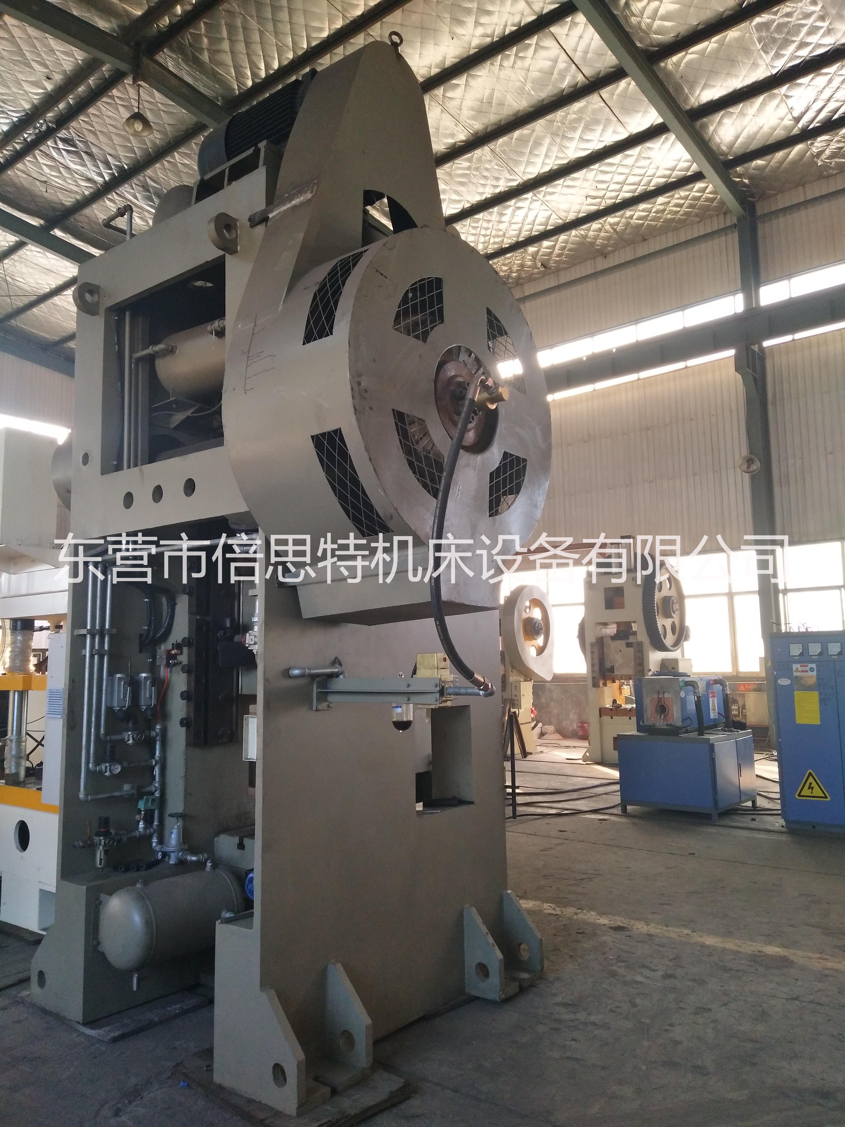 螺母熱鍛沖壓生產(chǎn)線圖片