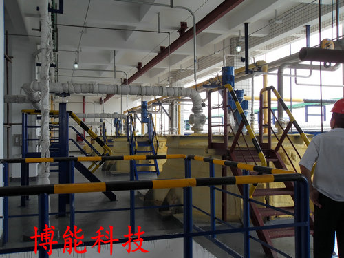 *連續(xù)結(jié)晶器