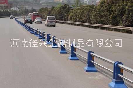 不锈钢道路分隔护栏