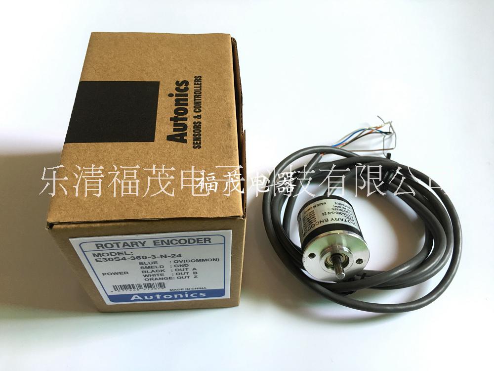E30S4-200-3-V-24 奧托尼克斯編碼器