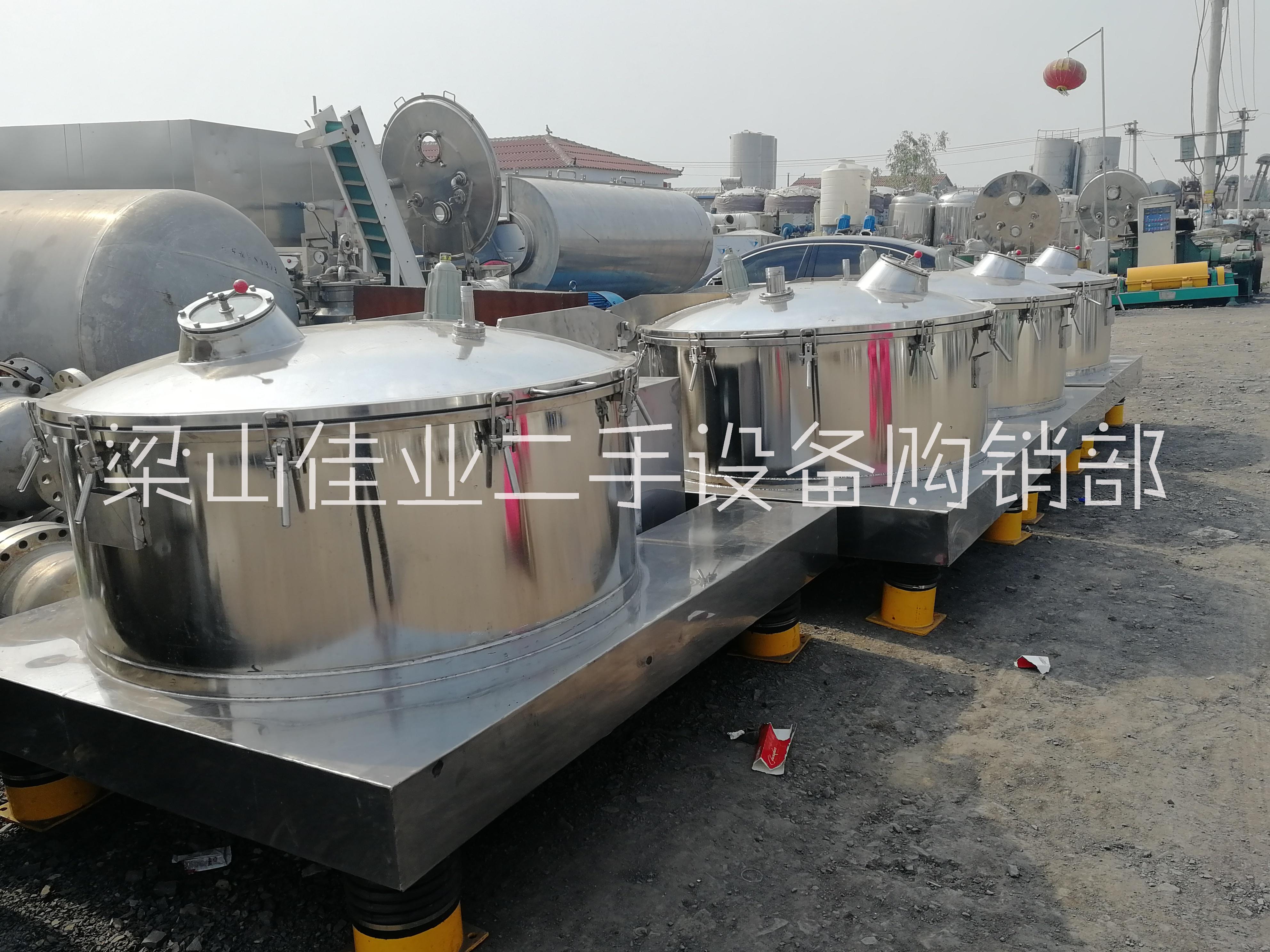 山東離心機(jī)廠家出售臥式螺旋沉降離心機(jī)，平板吊袋離心機(jī)，三足離心機(jī)，刮刀離心機(jī)等