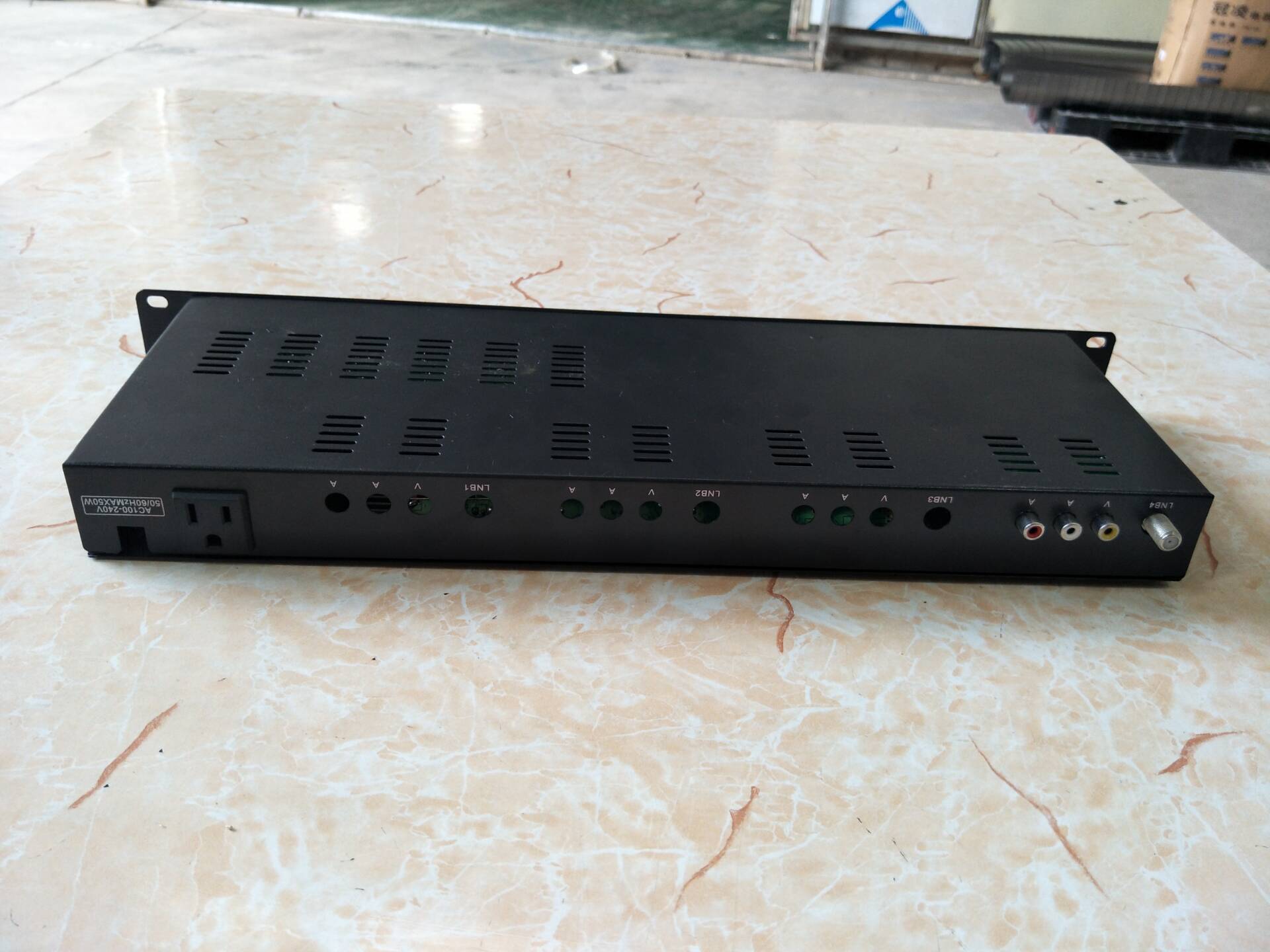 網(wǎng)絡 機頂盒 功放外殼圖片/網(wǎng)絡 機頂盒 功放外殼樣板圖 (3)