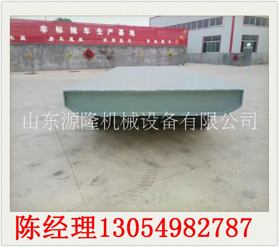 6噸廠區(qū)運(yùn)輸平板拖車圖片