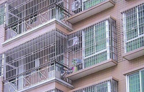 不銹鋼防盜網(wǎng)圖片