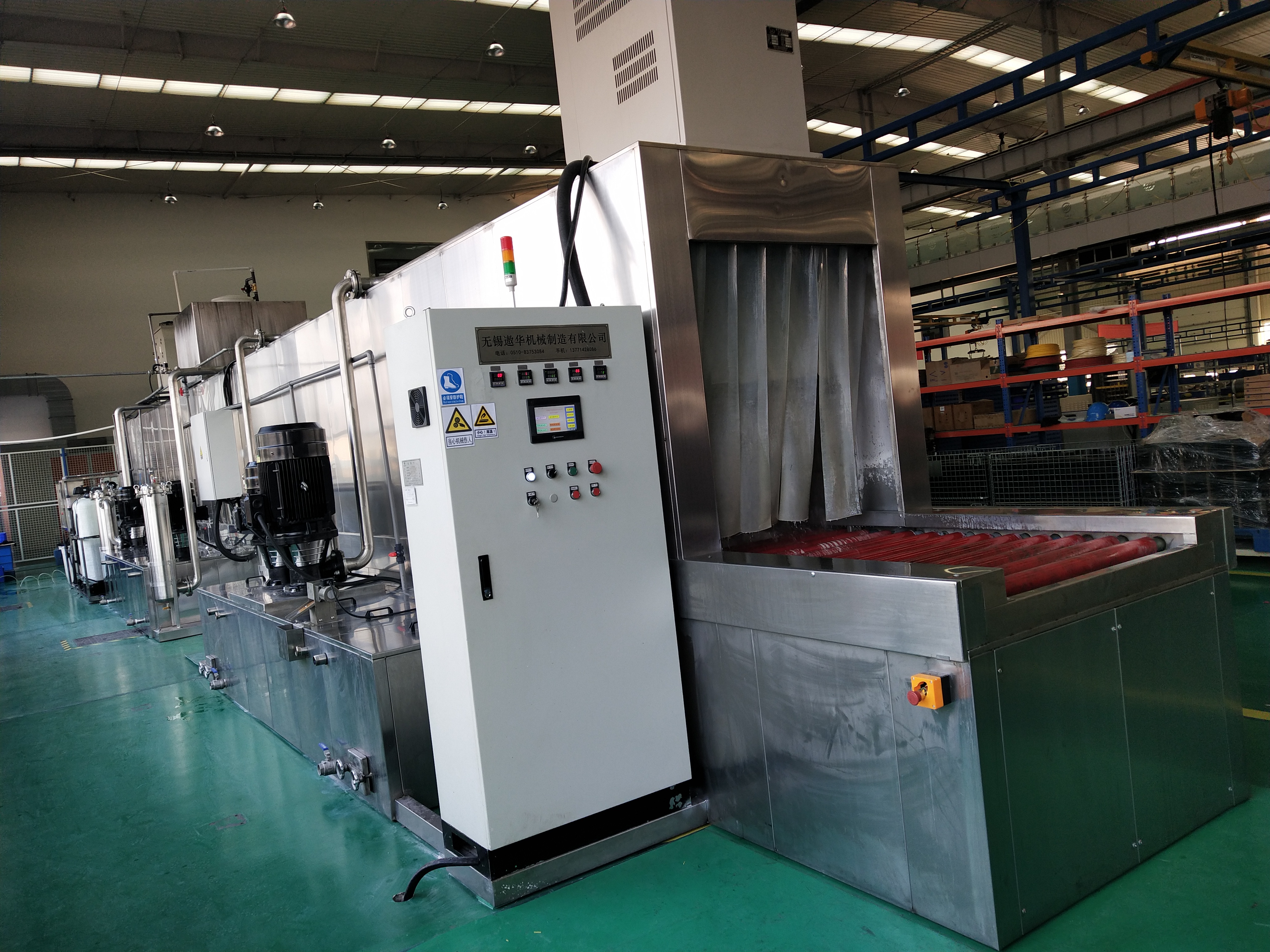 輥道輸送通過(guò)式清洗機(jī)圖片